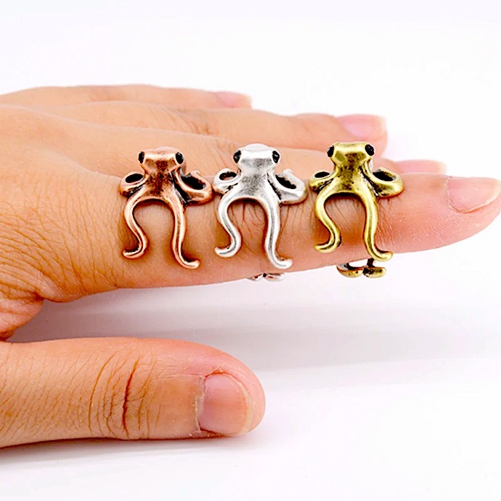 Silver Octopus 🐙 adjustable ring - Picture 6 of 9